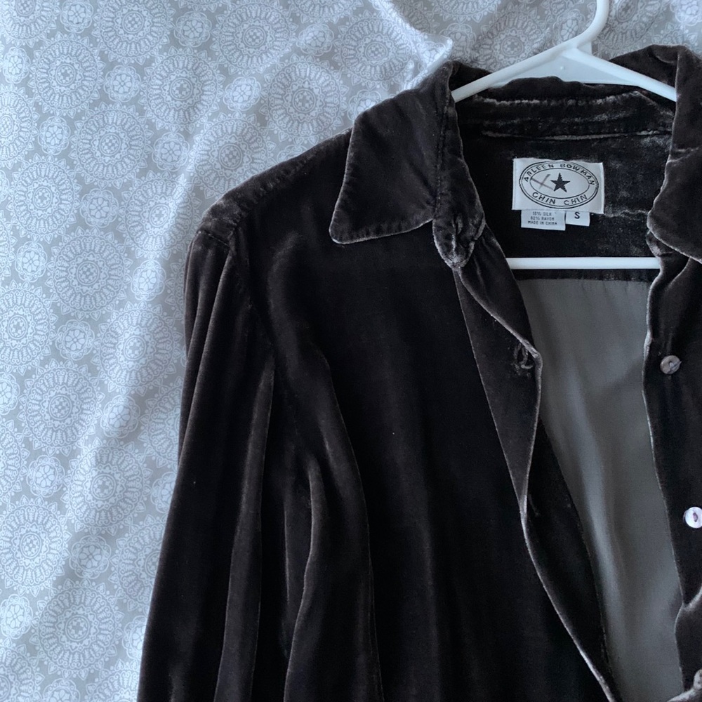 Arleen Bowman Velvet Button Down